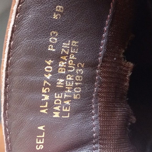 Lauren Ralph Lauren Leather Chelsea Boots - Picture 6 of 11